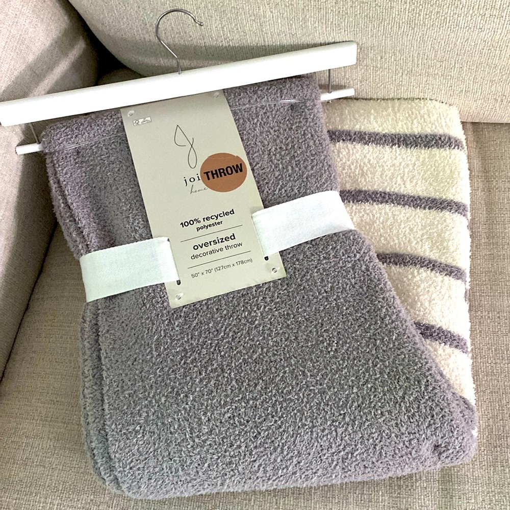 JOI Home Cream/Gray Faux Fur Decorative Throw Blanket Striped